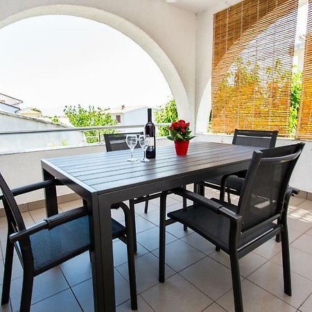 Apartmani Tamara Baska Exteriör bild
