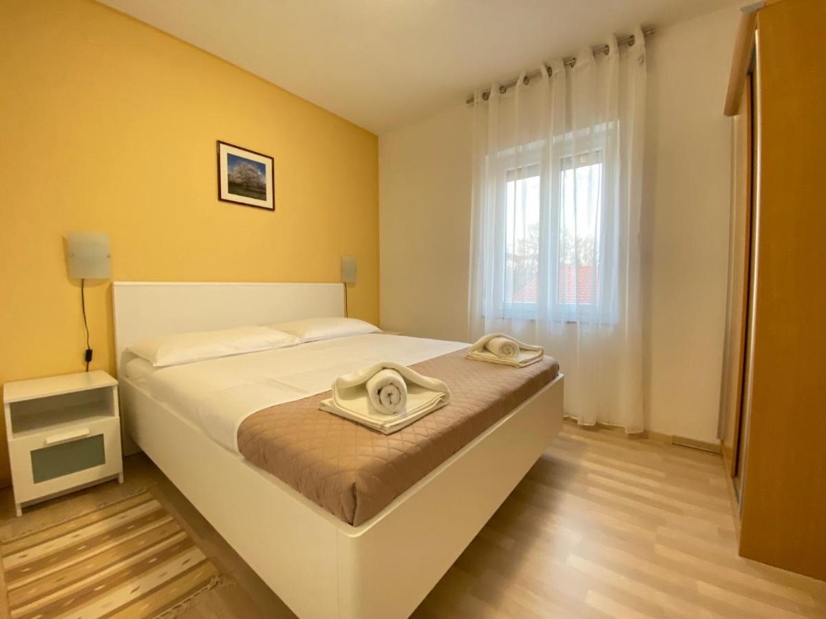 Apartmani Tamara Baska Exteriör bild