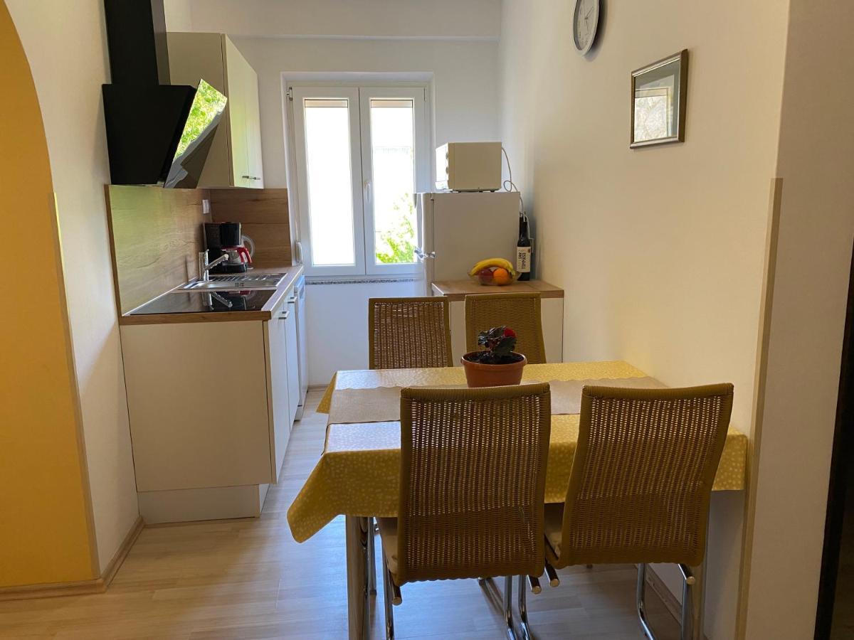 Apartmani Tamara Baska Exteriör bild